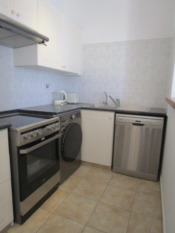Resitour - Regina Gardens Apartment Paphos