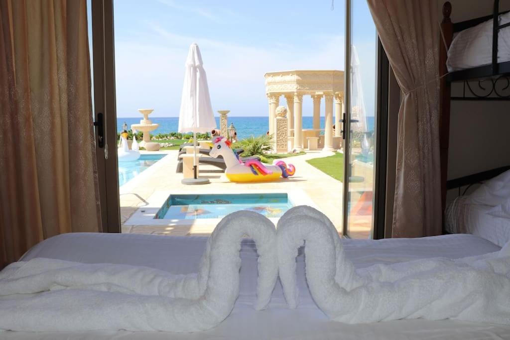 Luksuzna Vila Ob Plazi Z Bazenom Villa