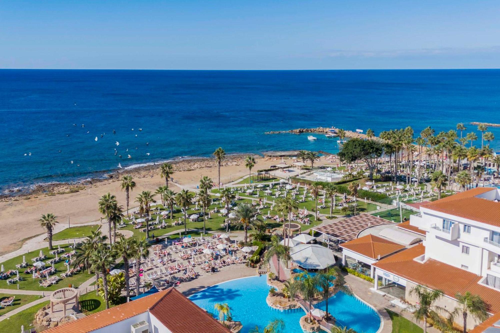 Leonardo Cypria Bay 4* Geroskipou