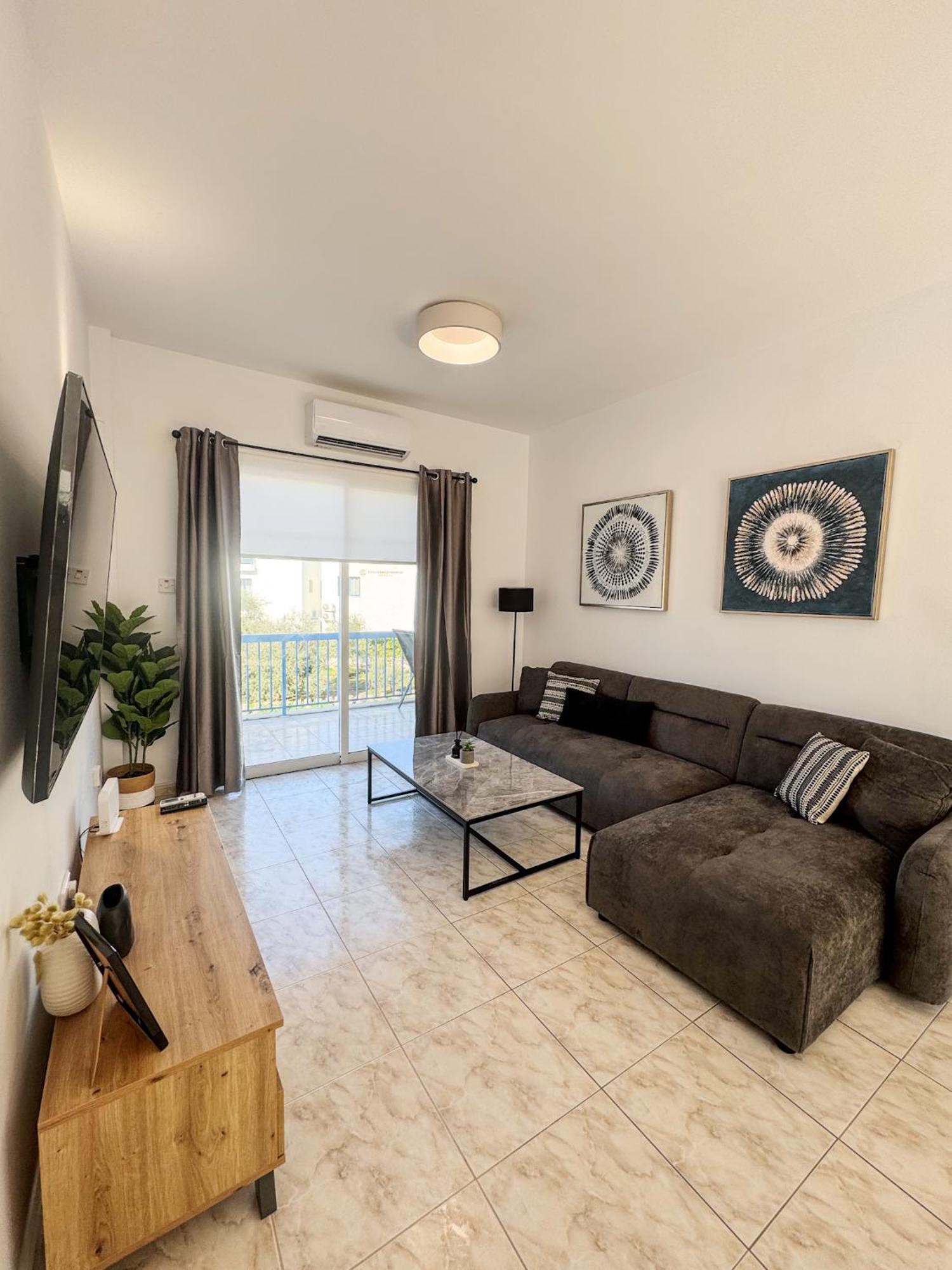 Lavi's Haven 2b, Paphos, Pool Paphos