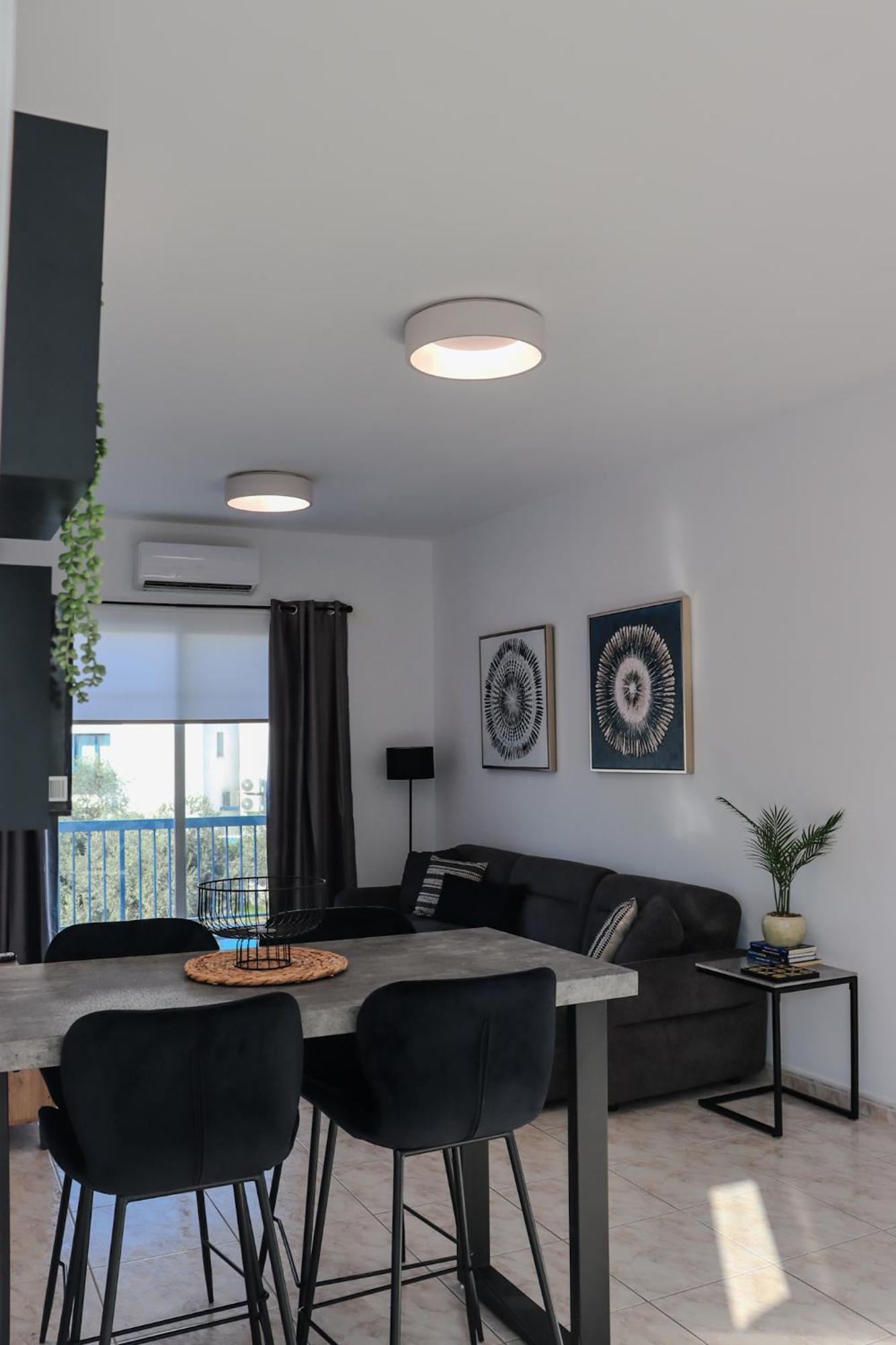 Lavi's Haven 2b, Paphos, Pool Apartment Paphos