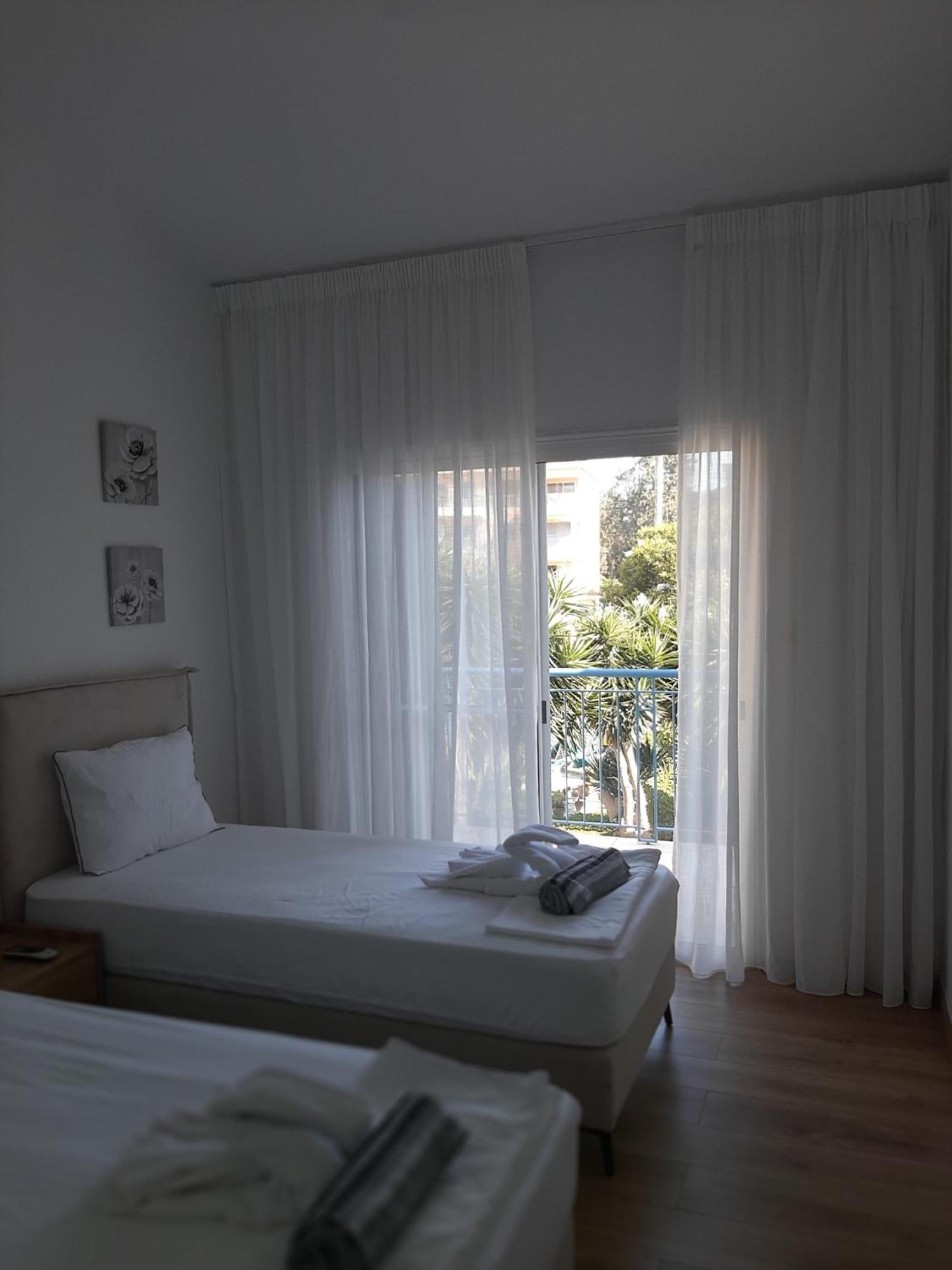 H&o Elegant Maisonette In Paradise Garden Holiday home *