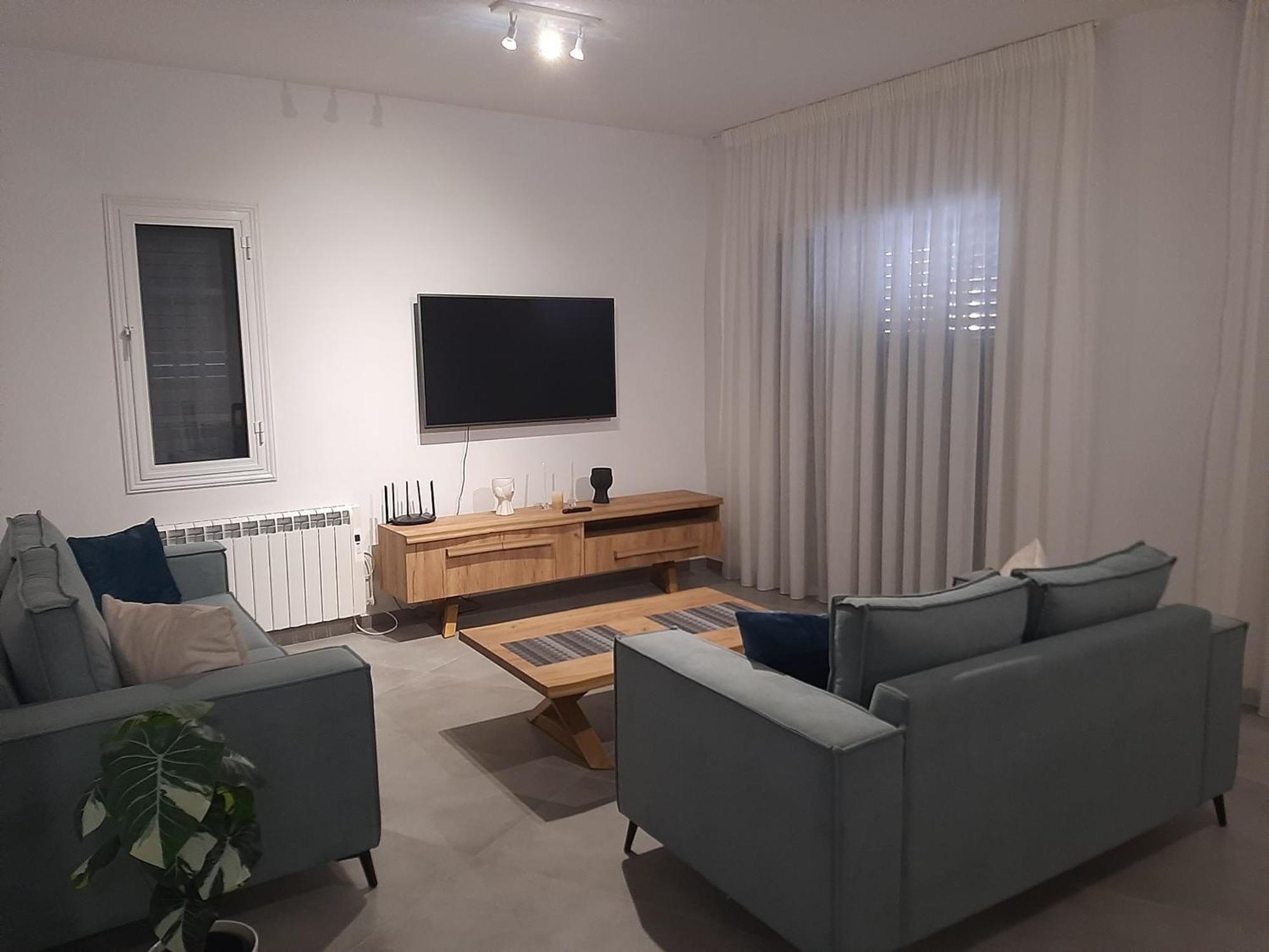 H&o Elegant Maisonette In Paradise Garden Holiday home