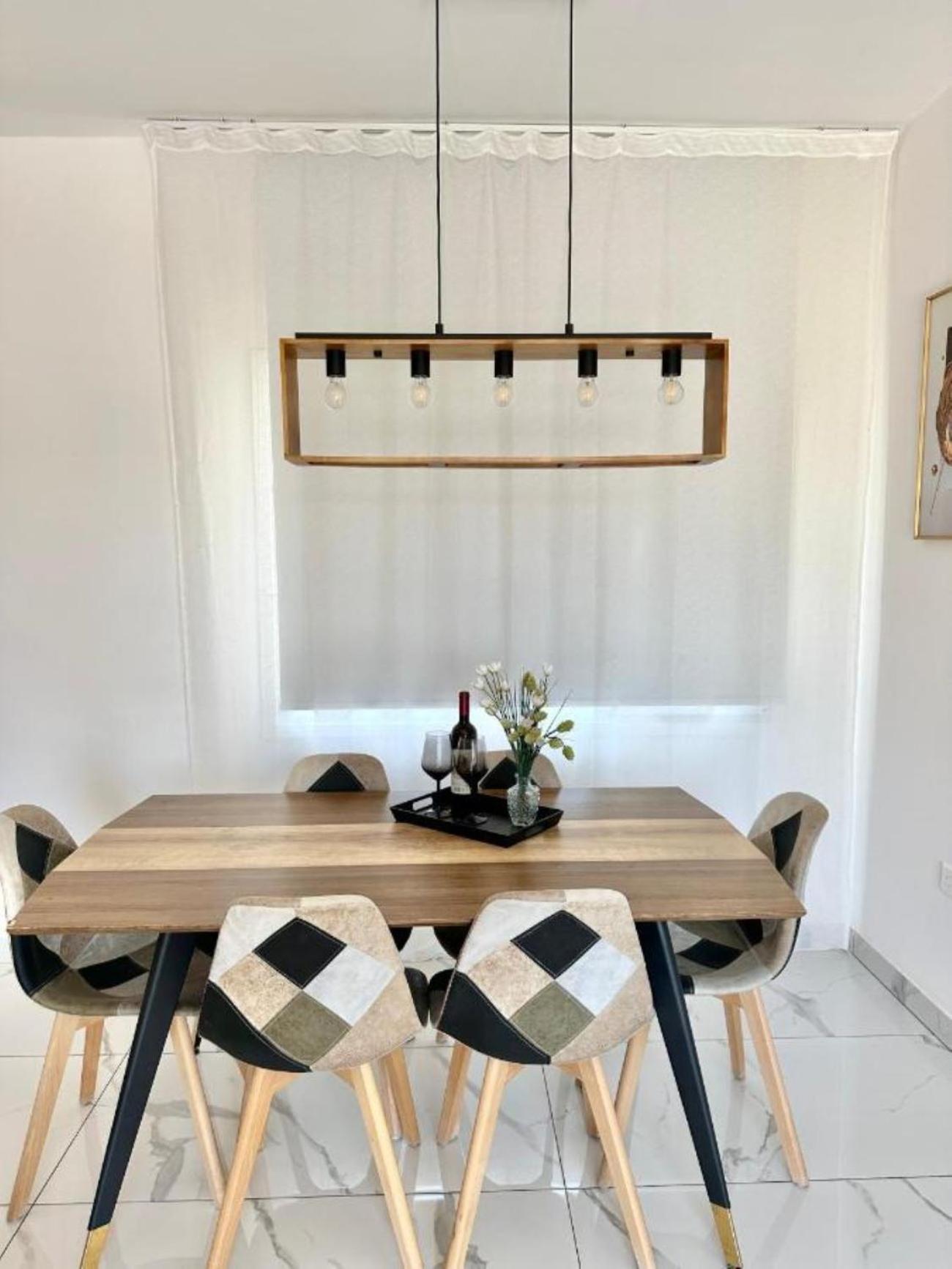 H&o Boulevard Breeze Apartment! Apartamento