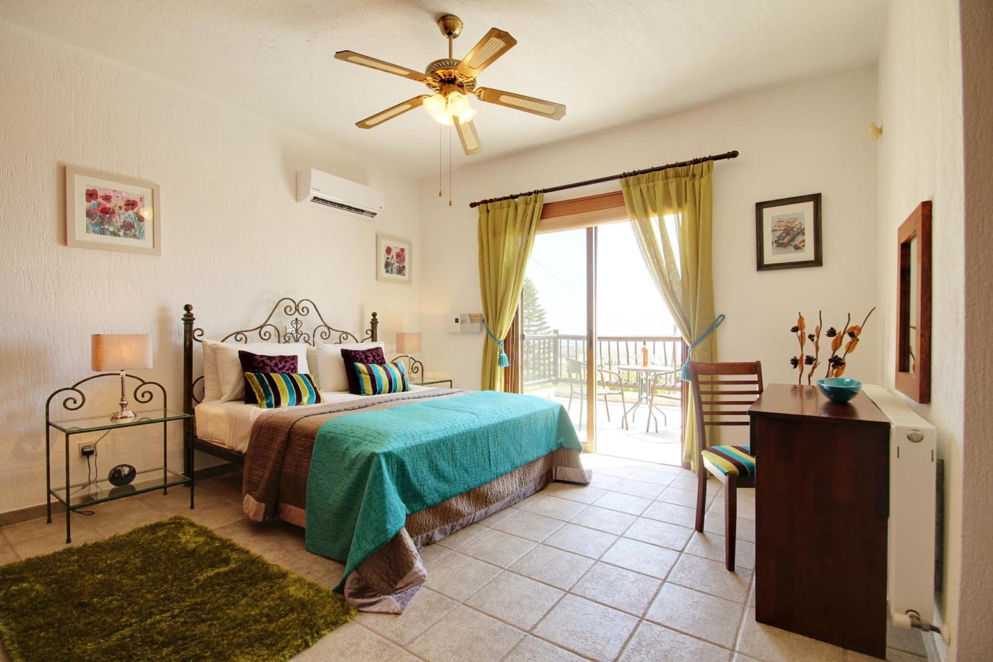 Villa Adonia - Tj Paphos