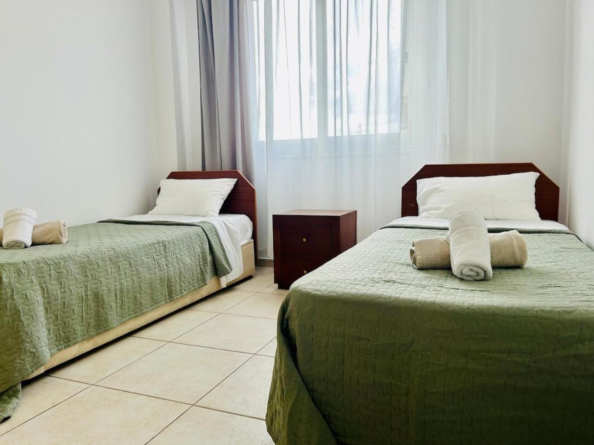 Apartment Emerald Sea View