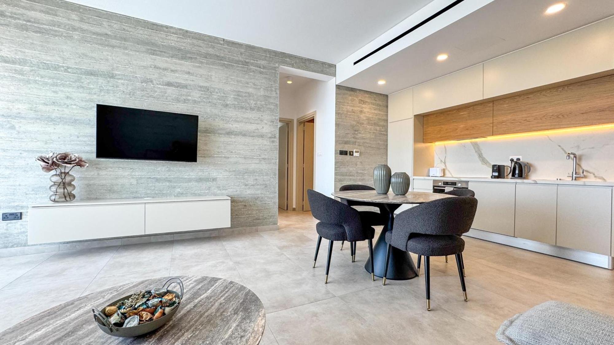 Malberry Park 202 - Modern 2 Bedroom With Pool, Gym, Jaccuzi Apartment Paphos