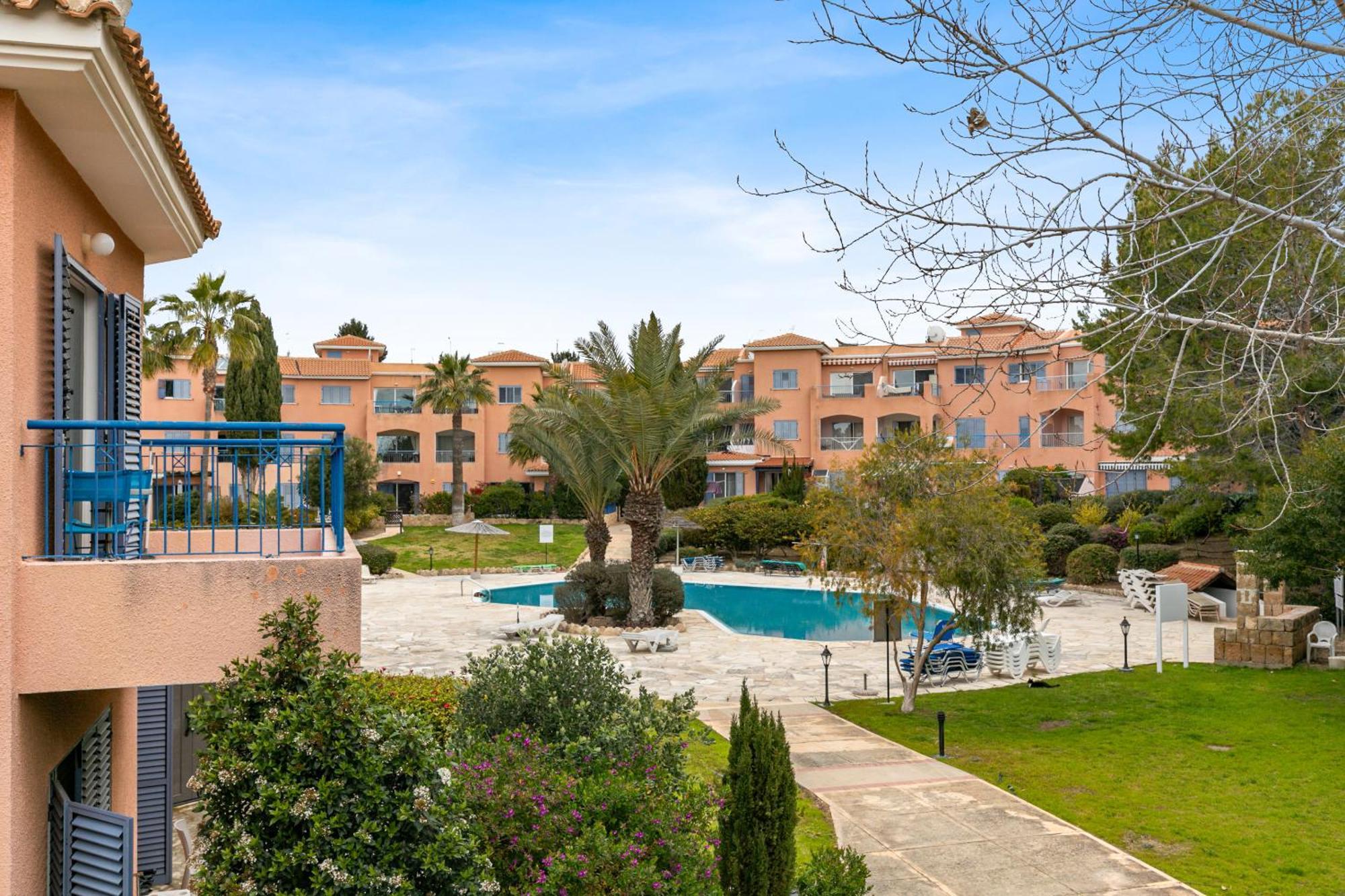Villa Limnaria Gardens Superb By Vichy Holidays Paphos