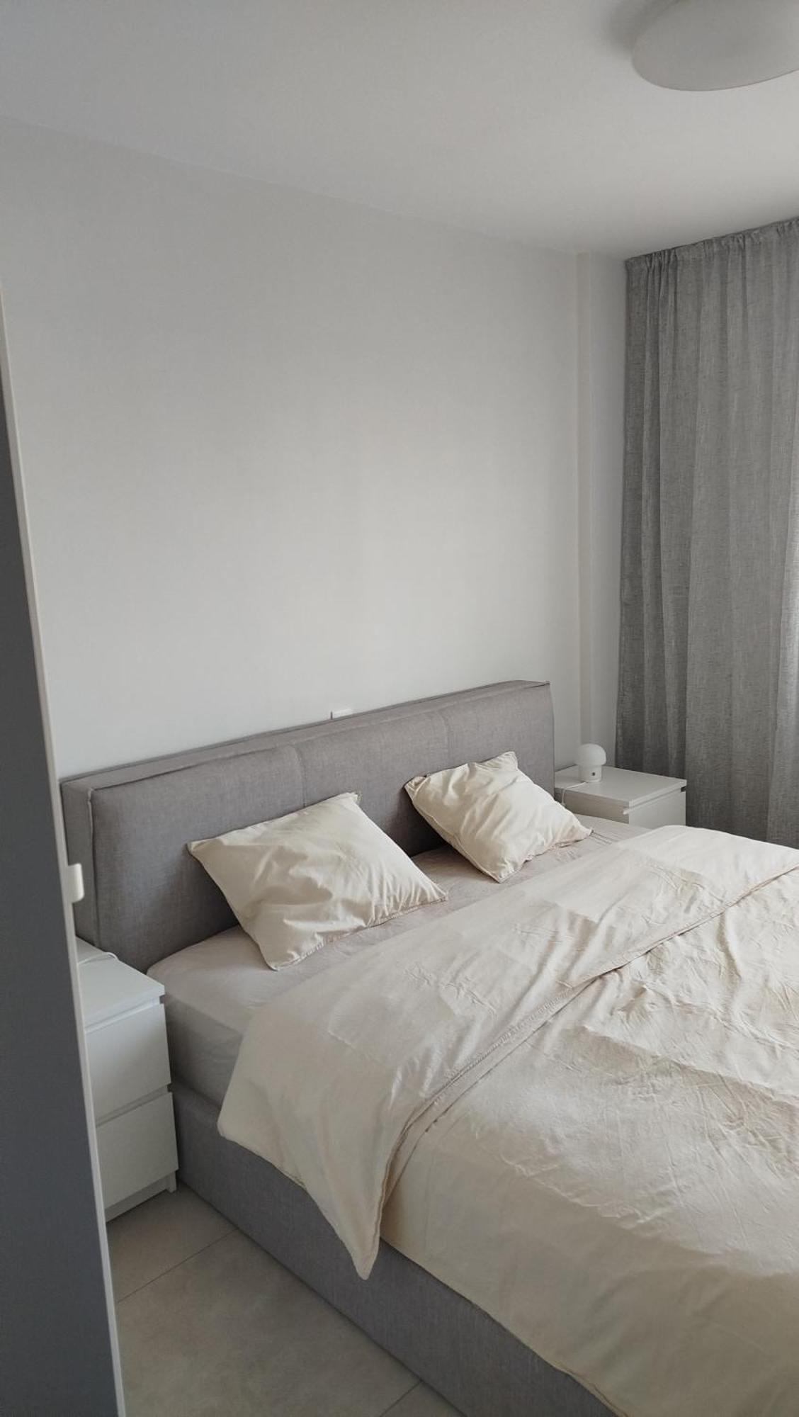 Apartment One Bedroom *