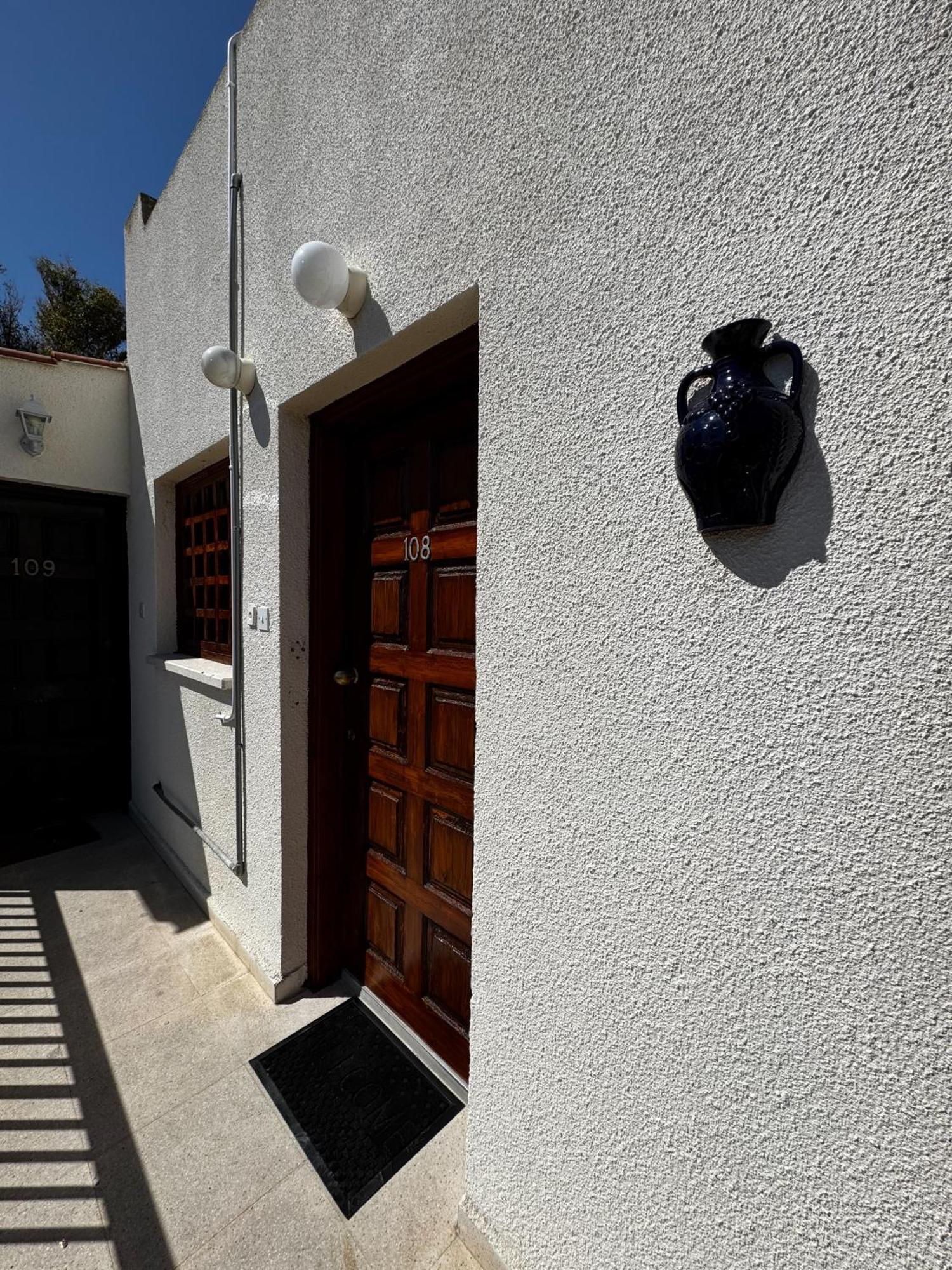 Horizon Gateway 1b, Paphos, Pool Apartment *