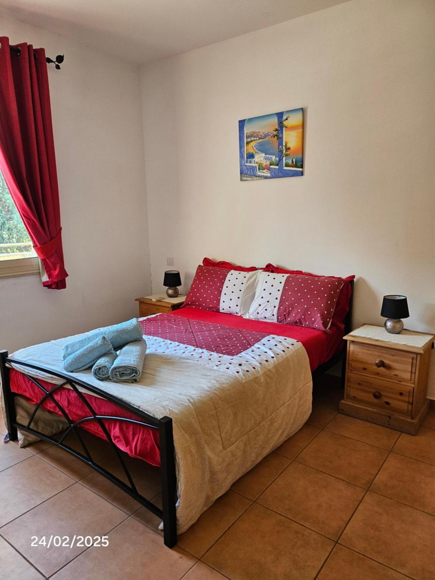 Paphos Holiday Home *