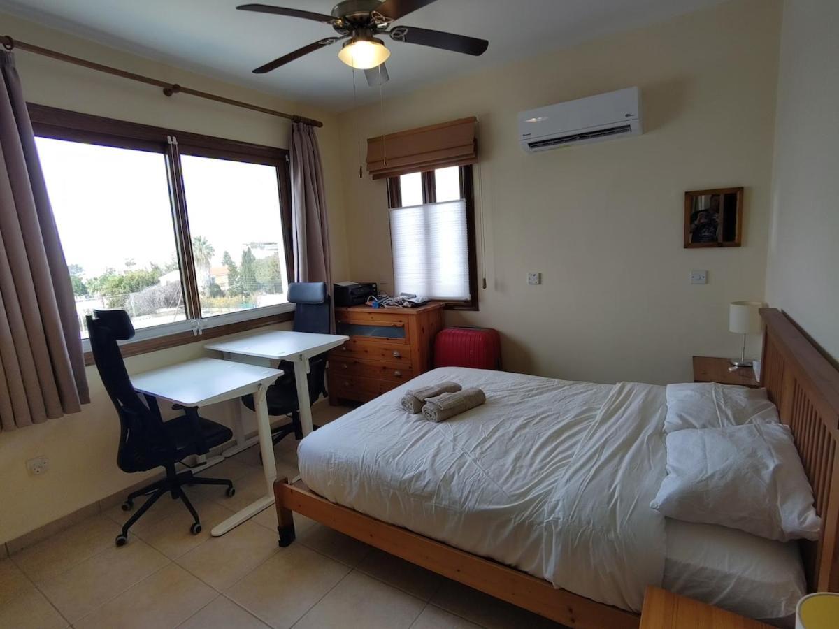 Othello With Pool, Balcony, Rooftop & 800 M To Sandy On Foot *