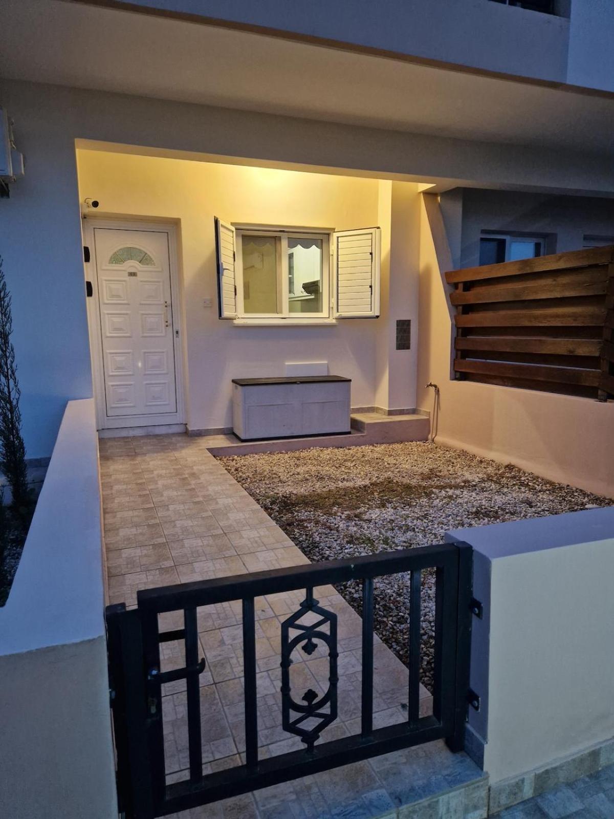 Sun Island Apartment Paphos