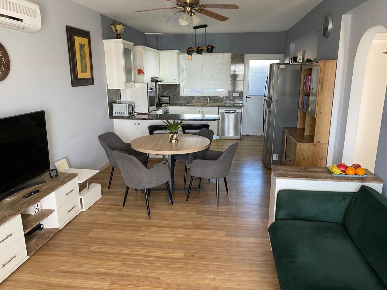 King Sunset Apartment *