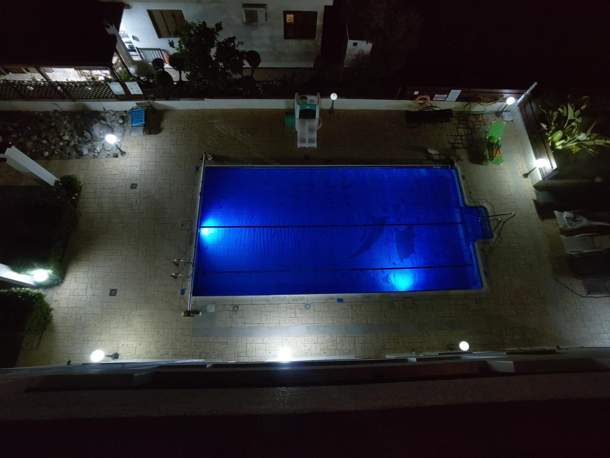 Othello With Pool, Balcony, Rooftop & 800 M To Sandy On Foot Apartamento