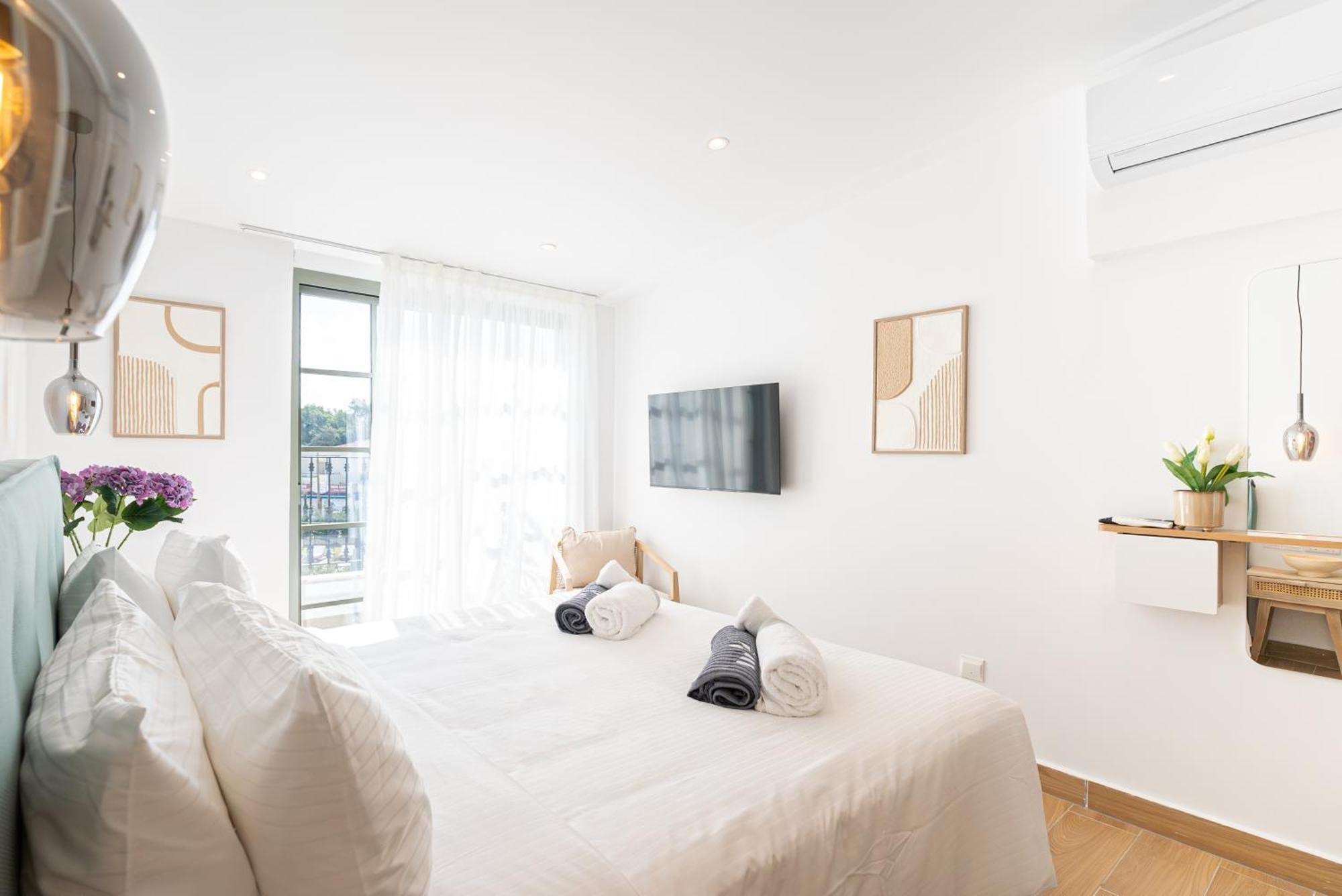 Loft Aparthotel Paphos