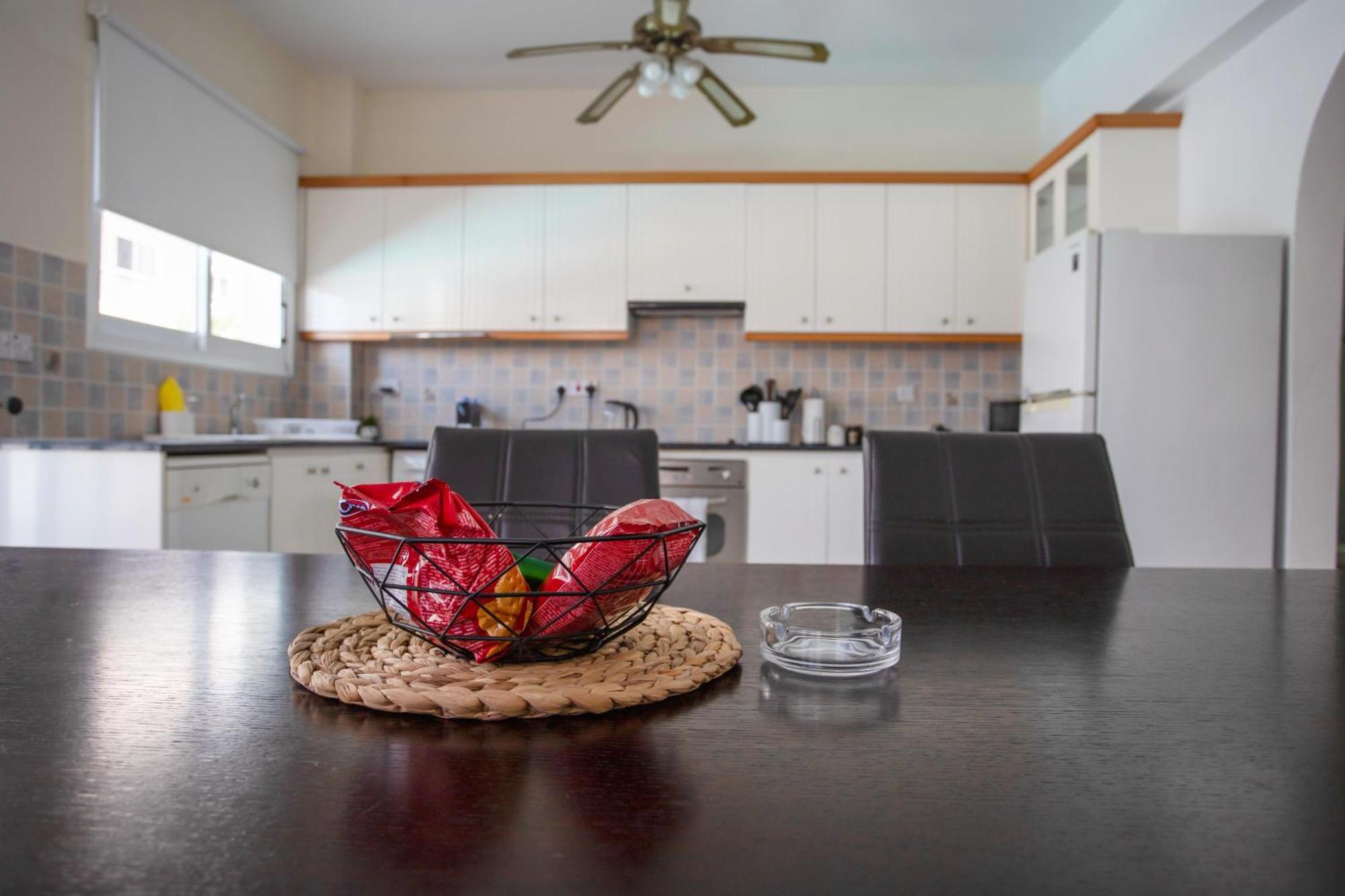 Villa Spacious With Private Pool Paphos