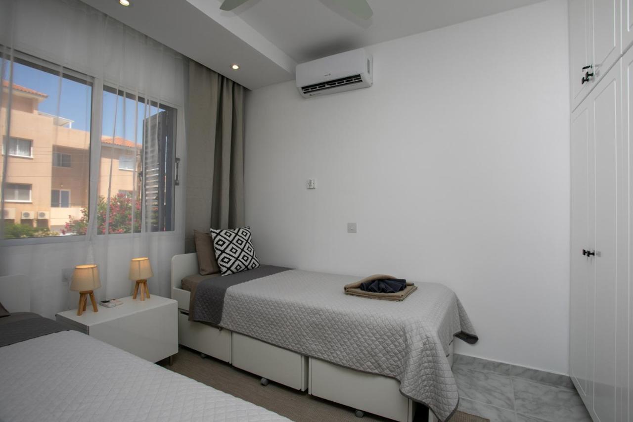 Joanne's Lovely 2 Bedroom Apt. Apartment *