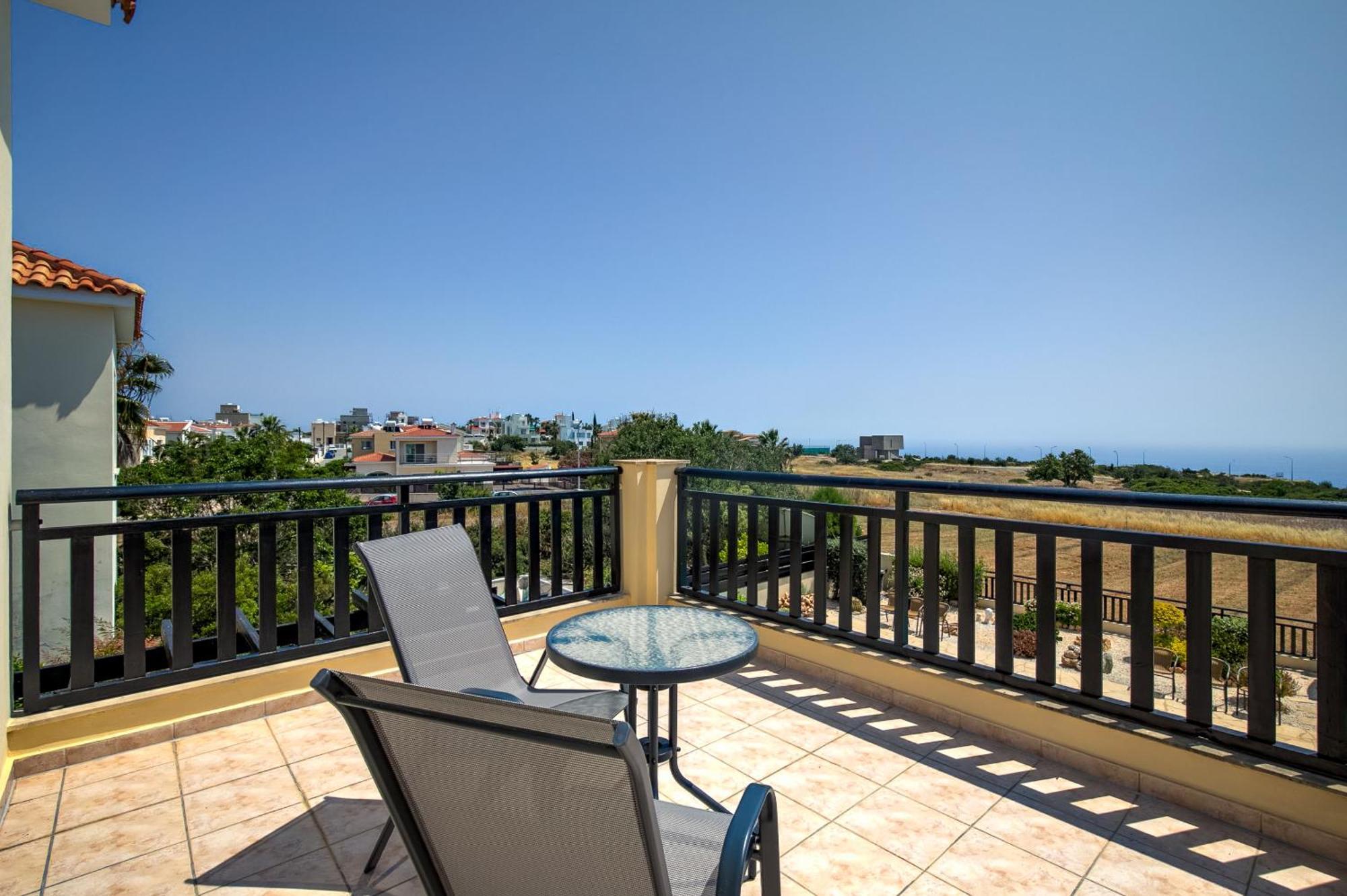 Seaview In Peyia | Private Pool & Jacuzzi By Vichy Holidays Paphos