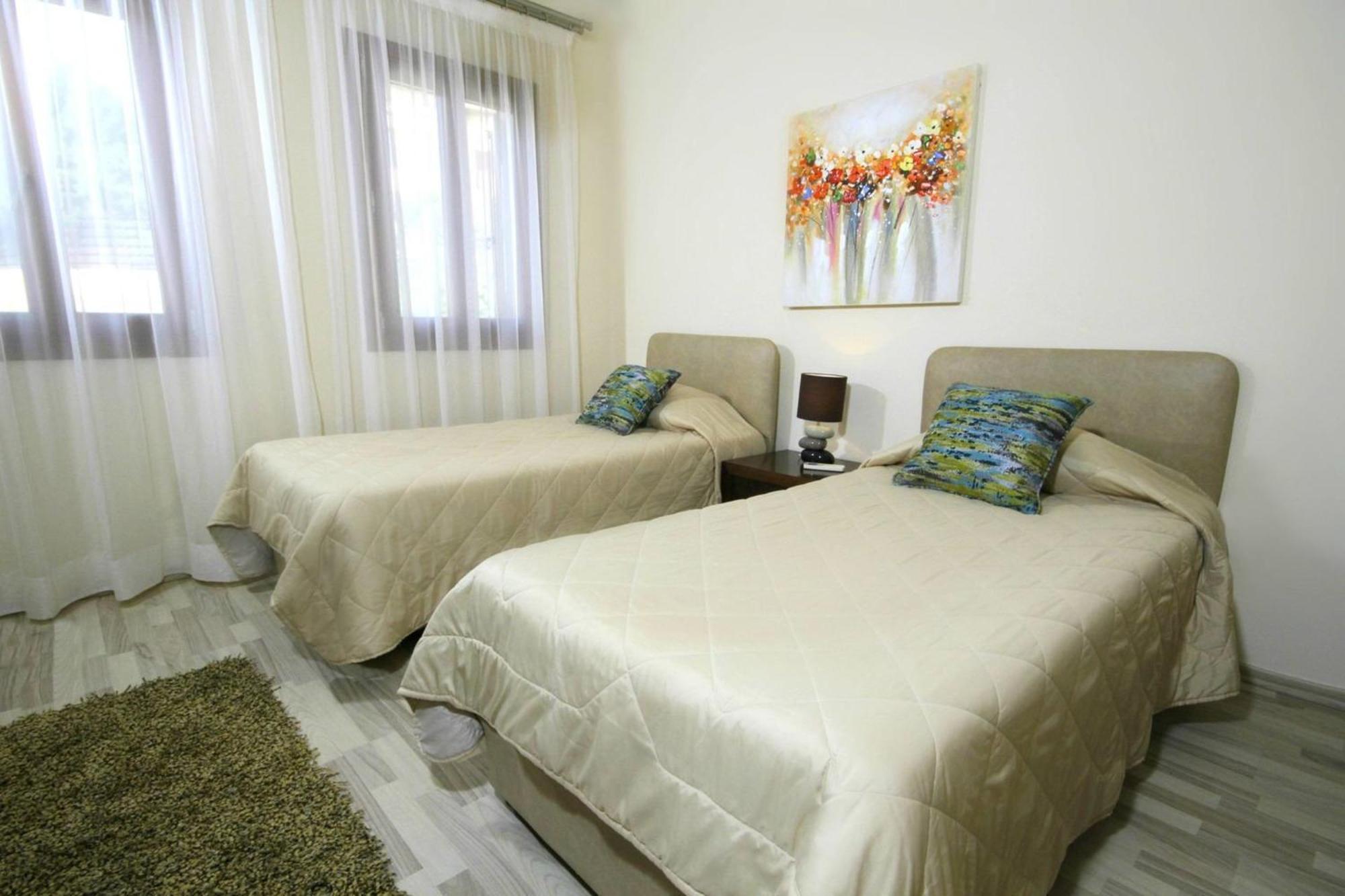 Aphrodite Hills Junior Junior Td01 Air Conditioning Private Pool 3 Bedrooms P