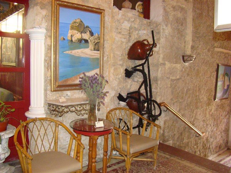 Hotel Kiniras Traditional & Restaurant 3*