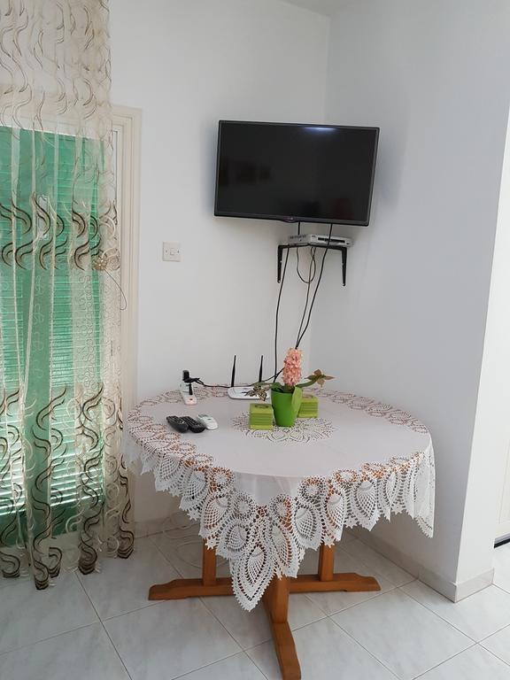 Pelagos Hill Apartment *