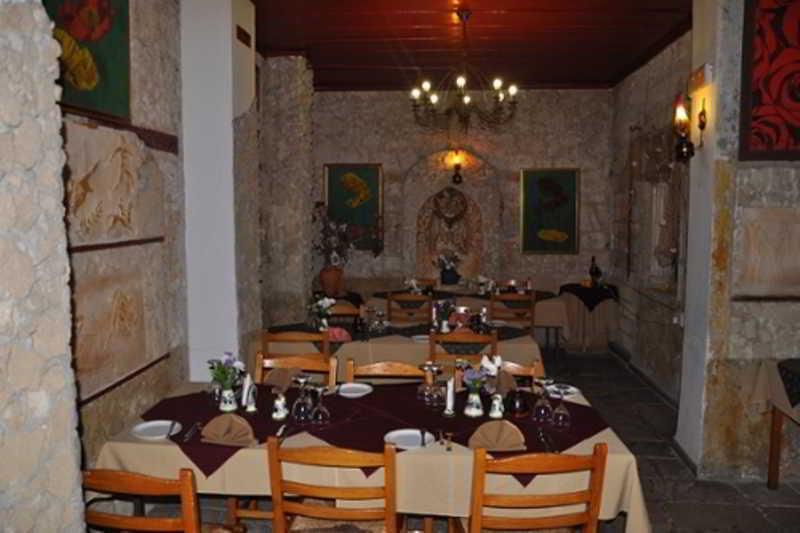Kiniras Traditional & Restaurant Hotel Paphos