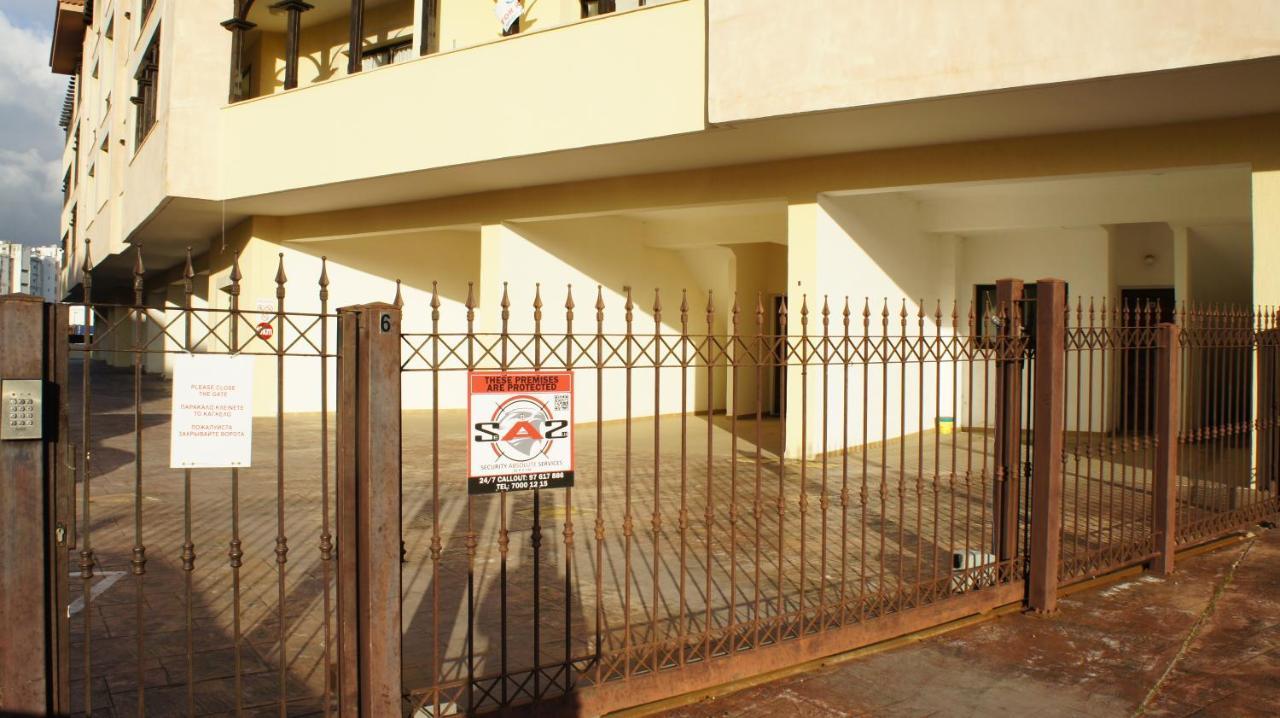 Apartment Queens Gardens 226 Paphos