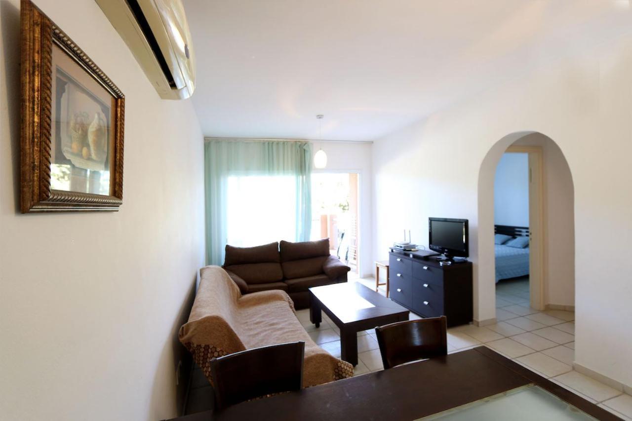 Laminaria Gardens Apartment