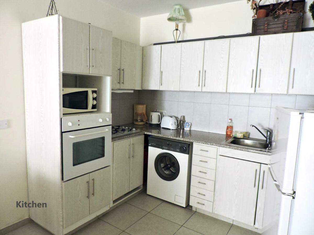 Zambas Court Apartment