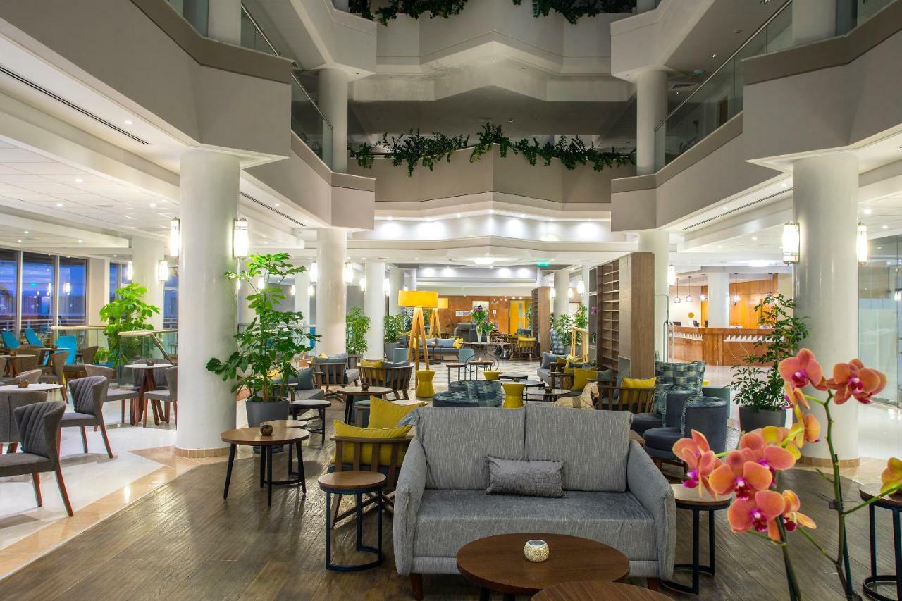Leonardo Cypria Bay 4*