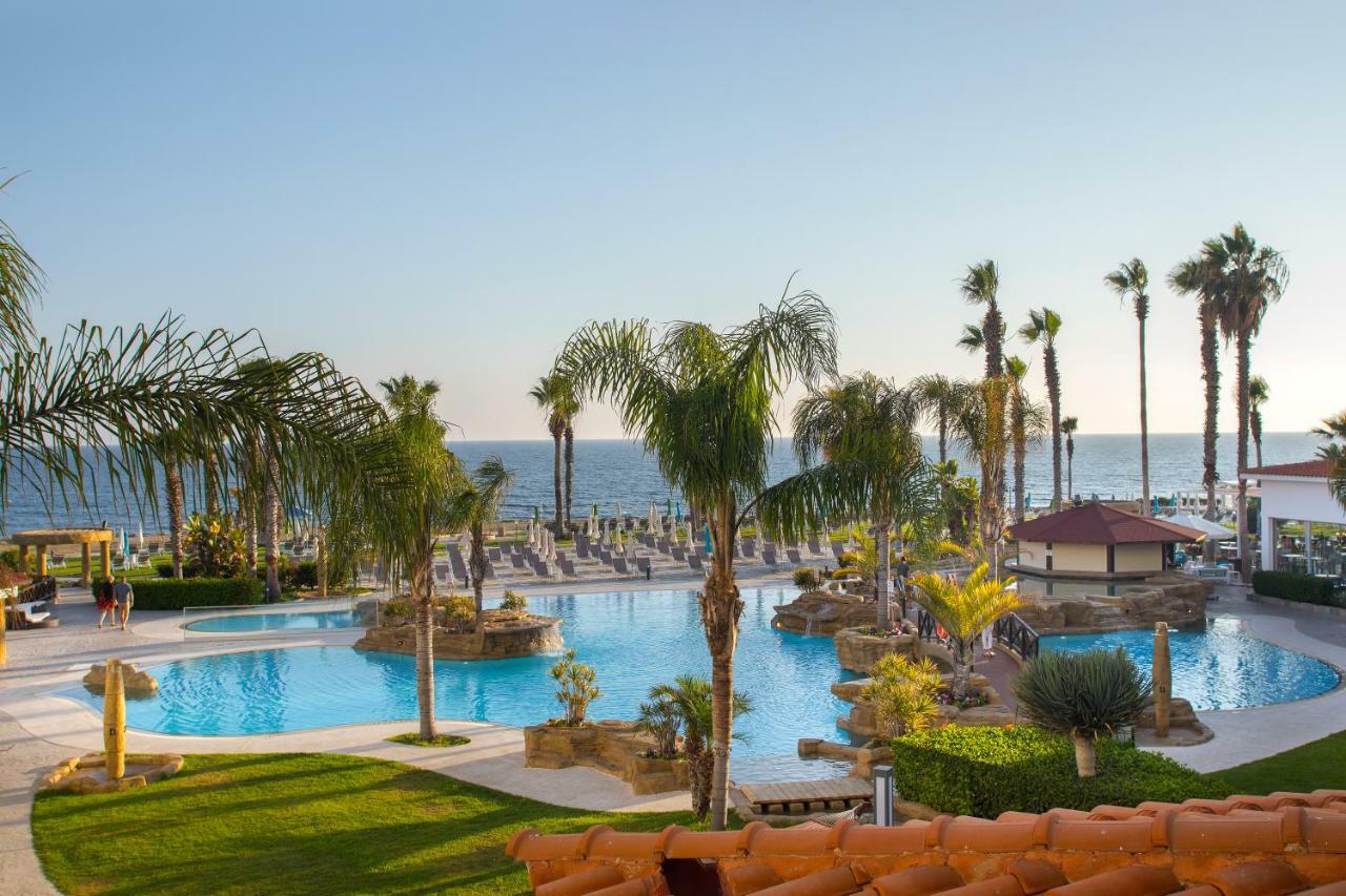 Hotel Leonardo Cypria Bay 4*