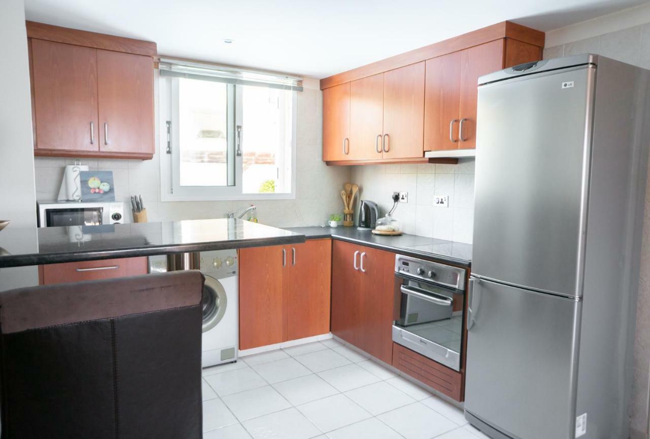 Sun Love Apartment Paphos