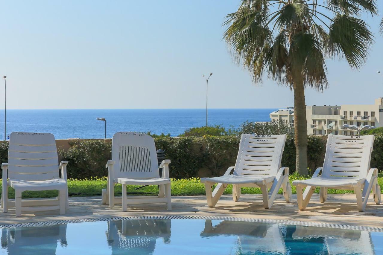 Apartment 105 Kings Palace - Fabulous 2 Bed, 2 Bath, Large Patio With Garden - Sea Views