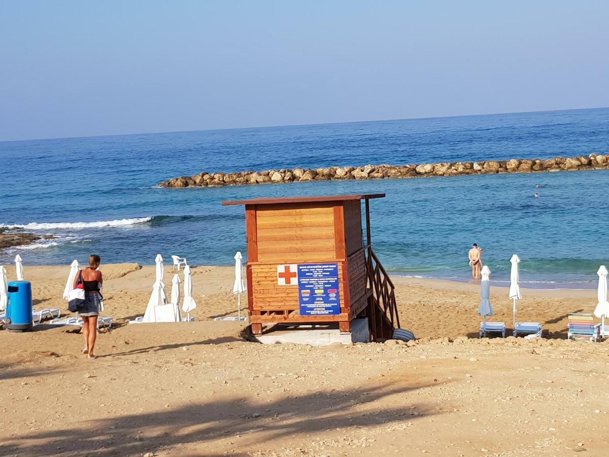Danaos 2 *