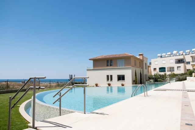 Apartment Lighthouse Beach View Paphos