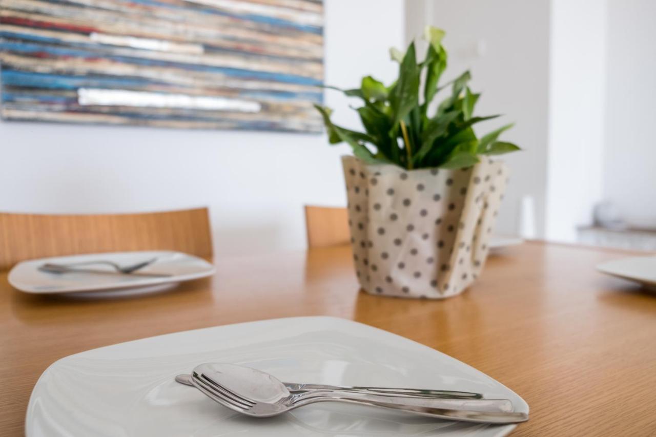 Lighthouse Beach View Apartment Paphos
