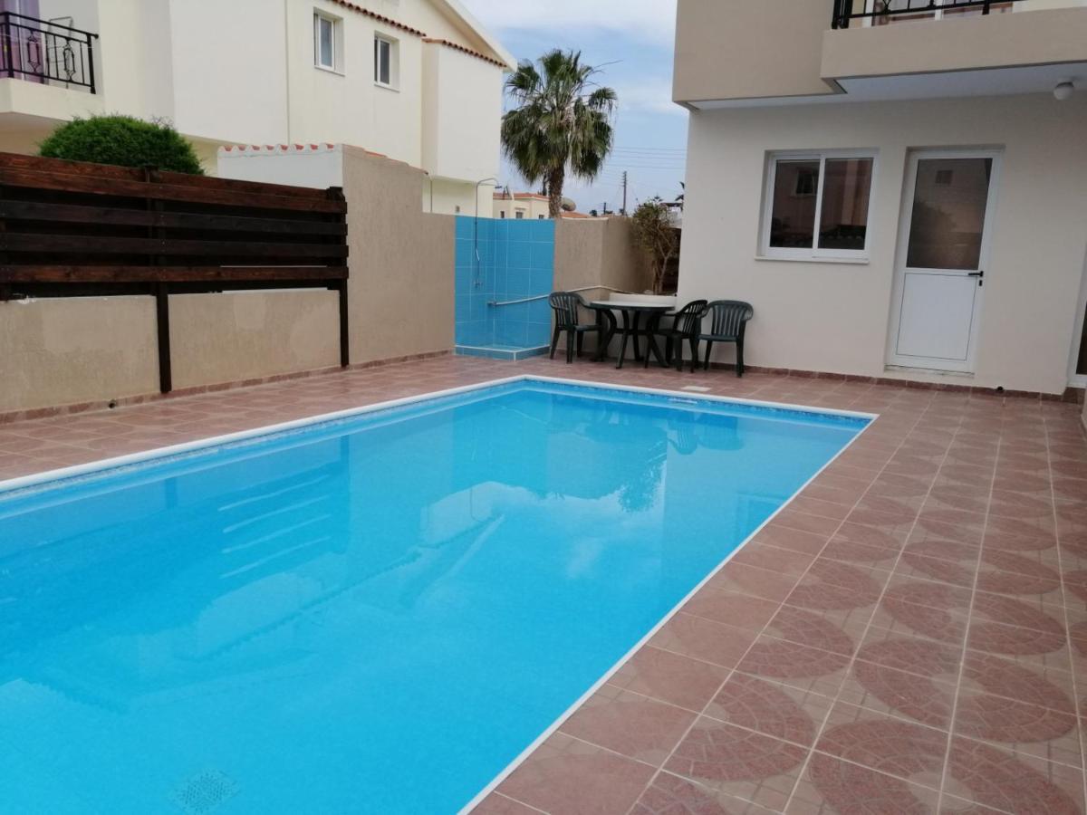 Villa Universal Daphne 3 Bedroom In Kato Paphos