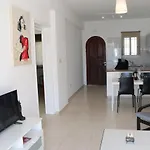 Cyking 2 Bed Apartment With Pool & 10 Min To Beach