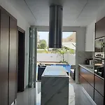 Melanos Fully Renovated Townhouse With Private Pool