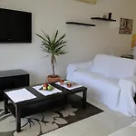 Charming 2 Bed. Ap. With Swimming Pool