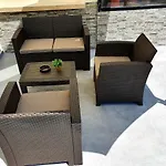 2 Bedroom Cozy Apartment Near Tourist Area, 200M From Sea
