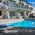Crystallo Apartments
