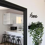 Phaedrus Living Cityview Luxury Flat Walnut Grove