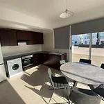 Cosy Apartment In Kato Paphos With Pool Access