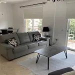 Kato Paphos Apartment In Universal Area