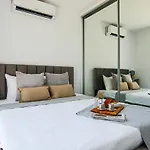 Phaedrus Living Seaside Luxury Flat Athina 21