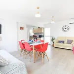 Seaview 3 Bedroom Kings Road Penthouse