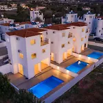 Contemporary 3 Bedroom Villa With A Private Pool Outside Paphos