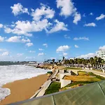 Phaedrus Living Seaview Flat Limnaria 154